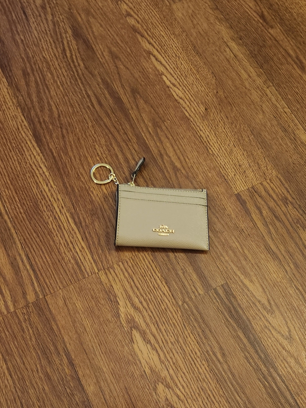 COACH Beige Leather Card Holder with Gold Keyring